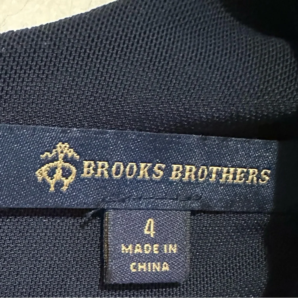 BROOKS BROTHERS VNECK SHORT SLEEVE NAVY BLUE PONTE FITTED CAREERWEAR DRESS 4